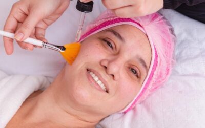 Czy oczyszczanie twarzy u kosmetyczki jest warte swojej ceny?