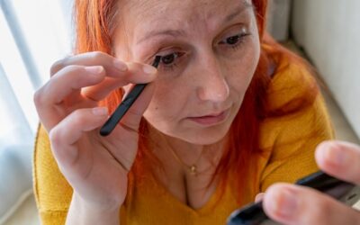 Jak rozpoznać uczulenie na cienie do powiek?