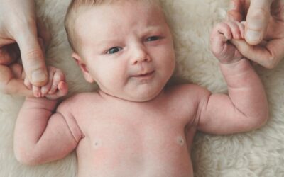 Jak skutecznie zadbać o suchą skórę niemowlaka?