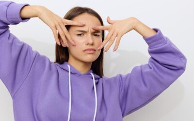 Od czego tak naprawdę robią się worki pod oczami?