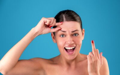 Jak pozbyć się kurzych łapek wokół oczu bez operacji?